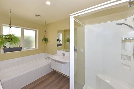 Photo of property in 26 Kaniere Avenue, Hei Hei, Christchurch, 8042