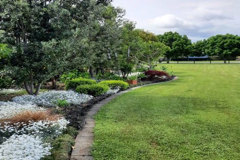 Photo of property in 24 Saint Laurent Way, Ohau, 5570