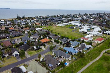 Photo of property in 45 Calypso Drive, Papamoa Beach, Papamoa, 3118