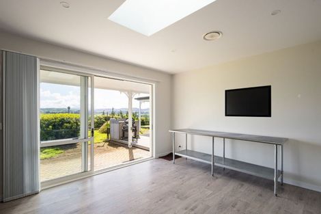 Photo of property in 300 Grove Road, Te Pahu, Hamilton, 3285