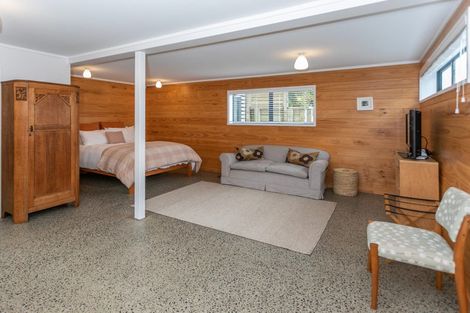 Photo of property in 2 Emmerdale Drive, Hahei, Whitianga, 3591