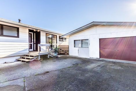 Photo of property in 30 Hookway Grove, Paraparaumu, 5032