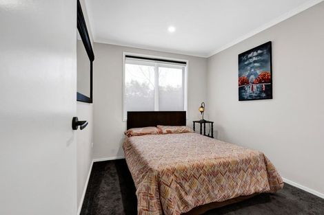 Photo of property in 25b Dolphin Parade, Bell Block, New Plymouth, 4312
