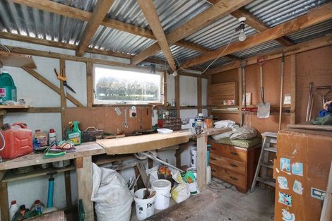 Photo of property in 103 Pukepapa Road, Marton, 4710