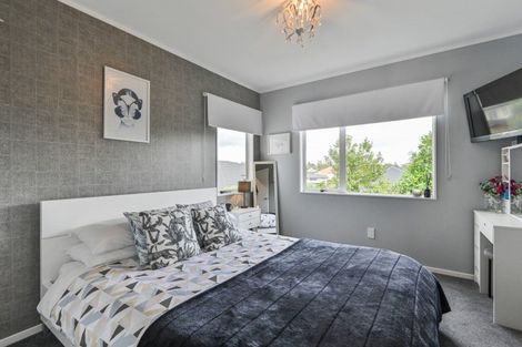 Photo of property in 12 The Croft, Havelock North, 4130