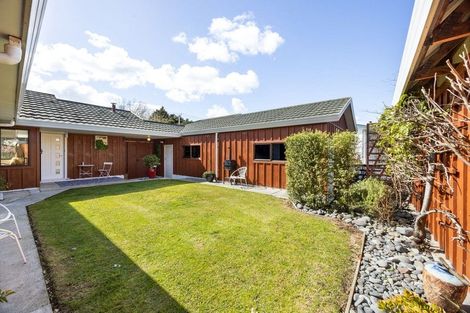 Photo of property in 2 Byron Street, Leamington, Cambridge, 3432