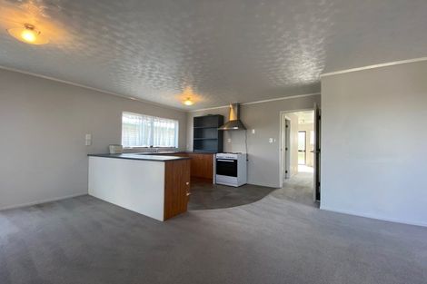 Photo of property in 88 Hepburn Road, Glendene, Auckland, 0602