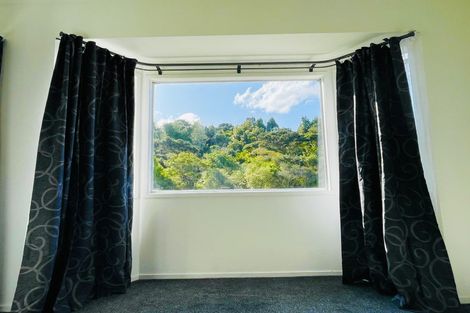 Photo of property in 72 Kaipatiki Road, Glenfield, Auckland, 0629