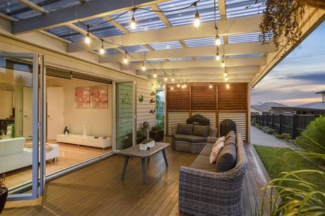 Photo of property in 37 Liberty Crescent, Beachlands, Auckland, 2018