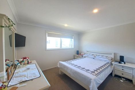 Photo of property in 2/36 Gowing Drive, Meadowbank, Auckland, 1072