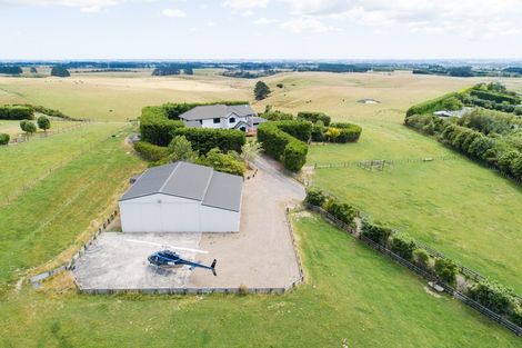 Photo of property in 80 Ngahere Park Road, Turitea, Palmerston North, 4472