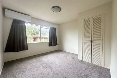 Photo of property in 1/62 Stapleford Crescent, Browns Bay, Auckland, 0630