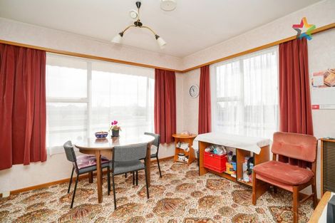 Photo of property in 21 Mcquarrie Street, Kingswell, Invercargill, 9812