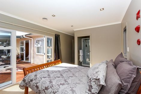 Photo of property in 81c Huatoki Street, Vogeltown, New Plymouth, 4310