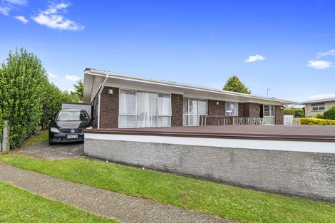Photo of property in 9 Bata Place, Pomare, Rotorua, 3015