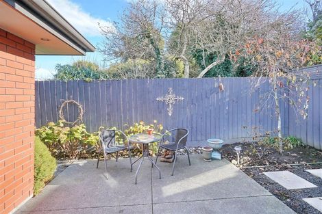 Photo of property in 2/17 Field Terrace, Upper Riccarton, Christchurch, 8041
