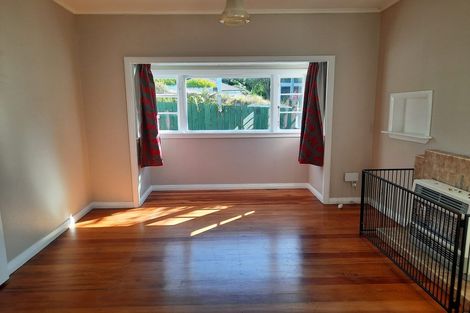 Photo of property in 44 Standen Street, Karori, Wellington, 6012