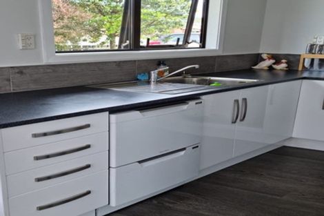 Photo of property in 24 Parfitt Place, Greymouth, 7805