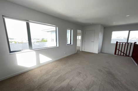 Photo of property in 28a Bruce Road, Glenfield, Auckland, 0629