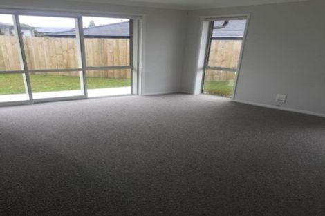 Photo of property in 71 Bert Wall Drive, Omokoroa, 3114