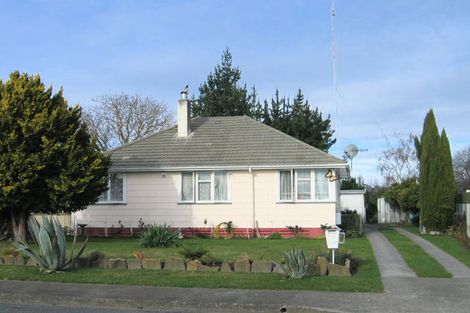 Photo of property in 1042 Hood Street, Mayfair, Hastings, 4122