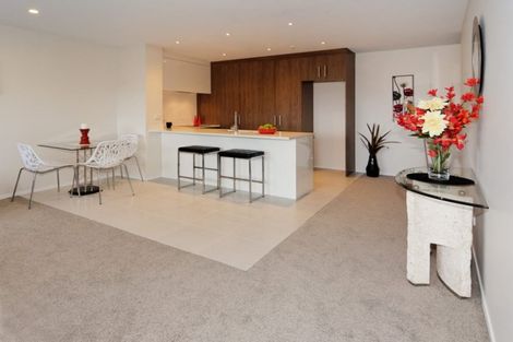 Photo of property in 86 Hobsonville Point Road, Hobsonville, Auckland, 0616