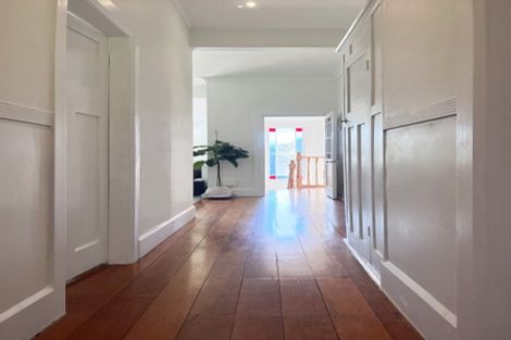 Photo of property in 25 Disley Street, Highbury, Wellington, 6012