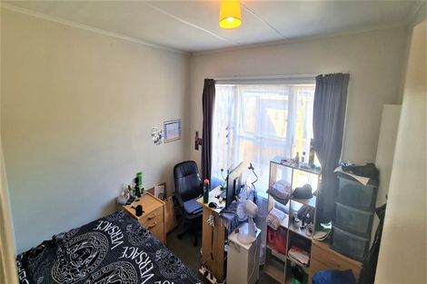 Photo of property in 2/13 Clare Place, Mount Wellington, Auckland, 1060