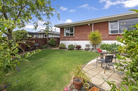 Photo of property in 1/17 Liam Place, Half Moon Bay, Auckland, 2012