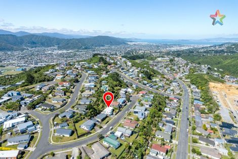 Photo of property in 4 Tarras Grove, Kelson, Lower Hutt, 5010
