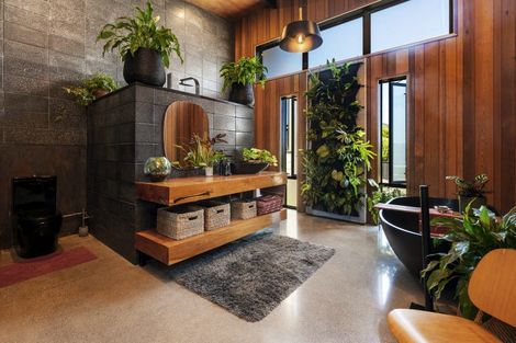 Photo of property in 35 Peregrine Place, Kinloch, Taupo, 3377