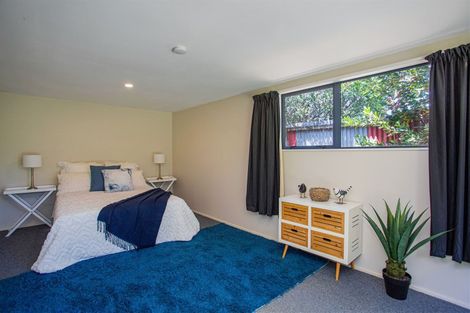 Photo of property in 6 Haynes Avenue, Upper Riccarton, Christchurch, 8041