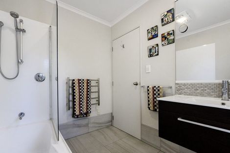 Photo of property in 37 Saint Andrews Drive, Bethlehem, Tauranga, 3110