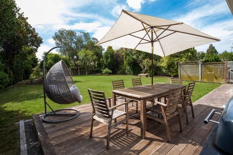 Photo of property in 89 James Cook Street, Havelock North, 4130