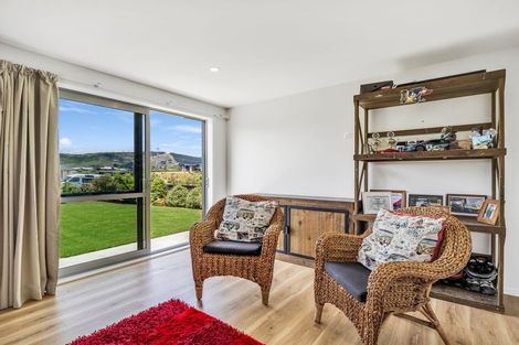 Photo of property in 17 Westwood Drive, Aokautere, Palmerston North, 4471