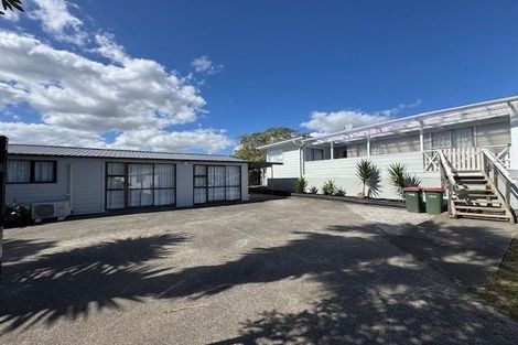 Photo of property in 20 Smedley Street, Manurewa, Auckland, 2102