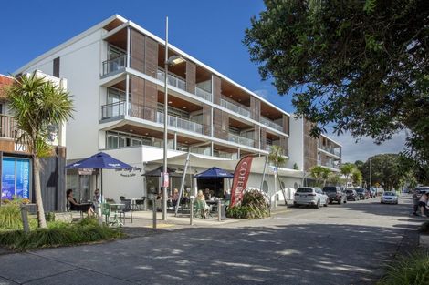 Photo of property in Ocean Breeze Apts, 7107/87 Clyde Road, Browns Bay, Auckland, 0630