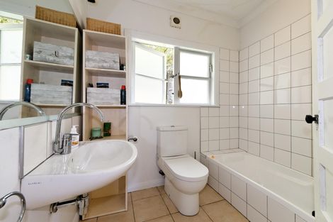 Photo of property in 10a Kashmir Road, Glen Eden, Auckland, 0602
