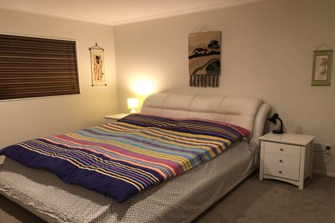 Photo of property in 37 Virginia Street, Henderson, Auckland, 0612