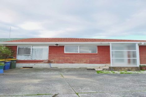 Photo of property in 1/36 Blacklock Avenue, Henderson, Auckland, 0612