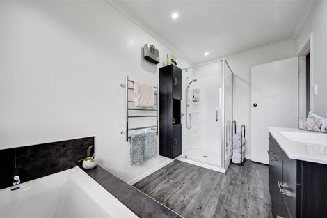 Photo of property in 131 Waitara Road, Brixton, Waitara, 4382