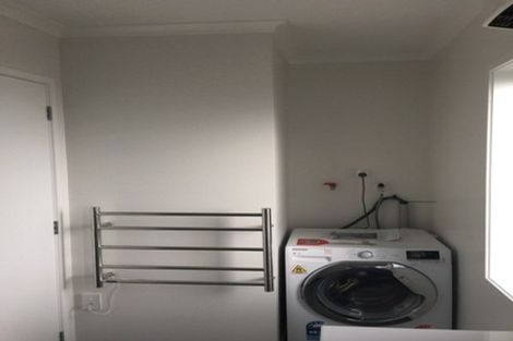 Photo of property in 4/10 Burrows Place, Frankton, Hamilton, 3204