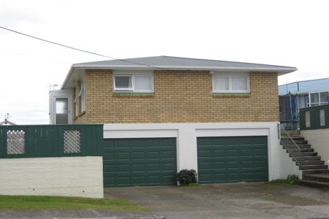 Photo of property in 1 Cowling Road, Hurdon, New Plymouth, 4310