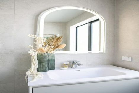 Photo of property in 4/29 Brandon Road, Glen Eden, Auckland, 0602