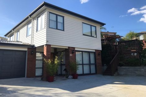 Photo of property in 39a Triangle Road, Massey, Auckland, 0614