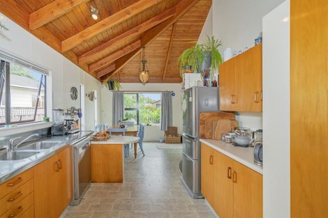 Photo of property in 86 Catherine Crescent, Whitianga, 3510