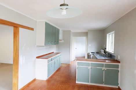 Photo of property in 54 Hilling Street, Titirangi, Auckland, 0604
