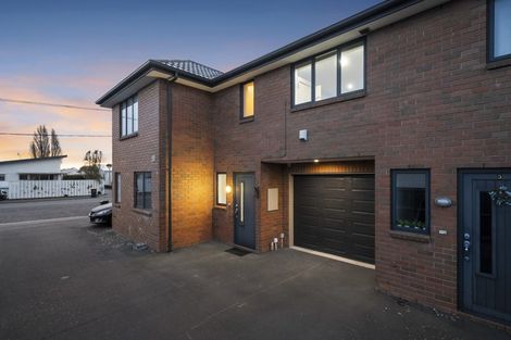 Photo of property in 2/82 Packe Street, Edgeware, Christchurch, 8013