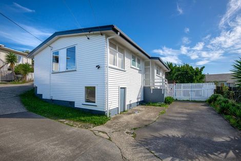 Photo of property in 73a Kotuku Street, Elsdon, Porirua, 5022