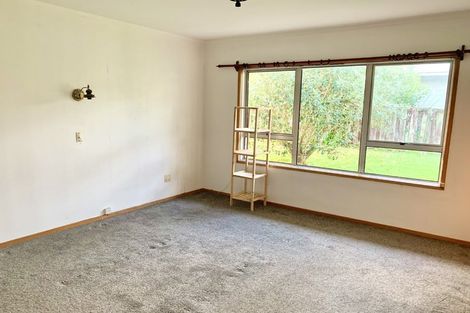 Photo of property in 97 Lynwood Road, New Lynn, Auckland, 0600